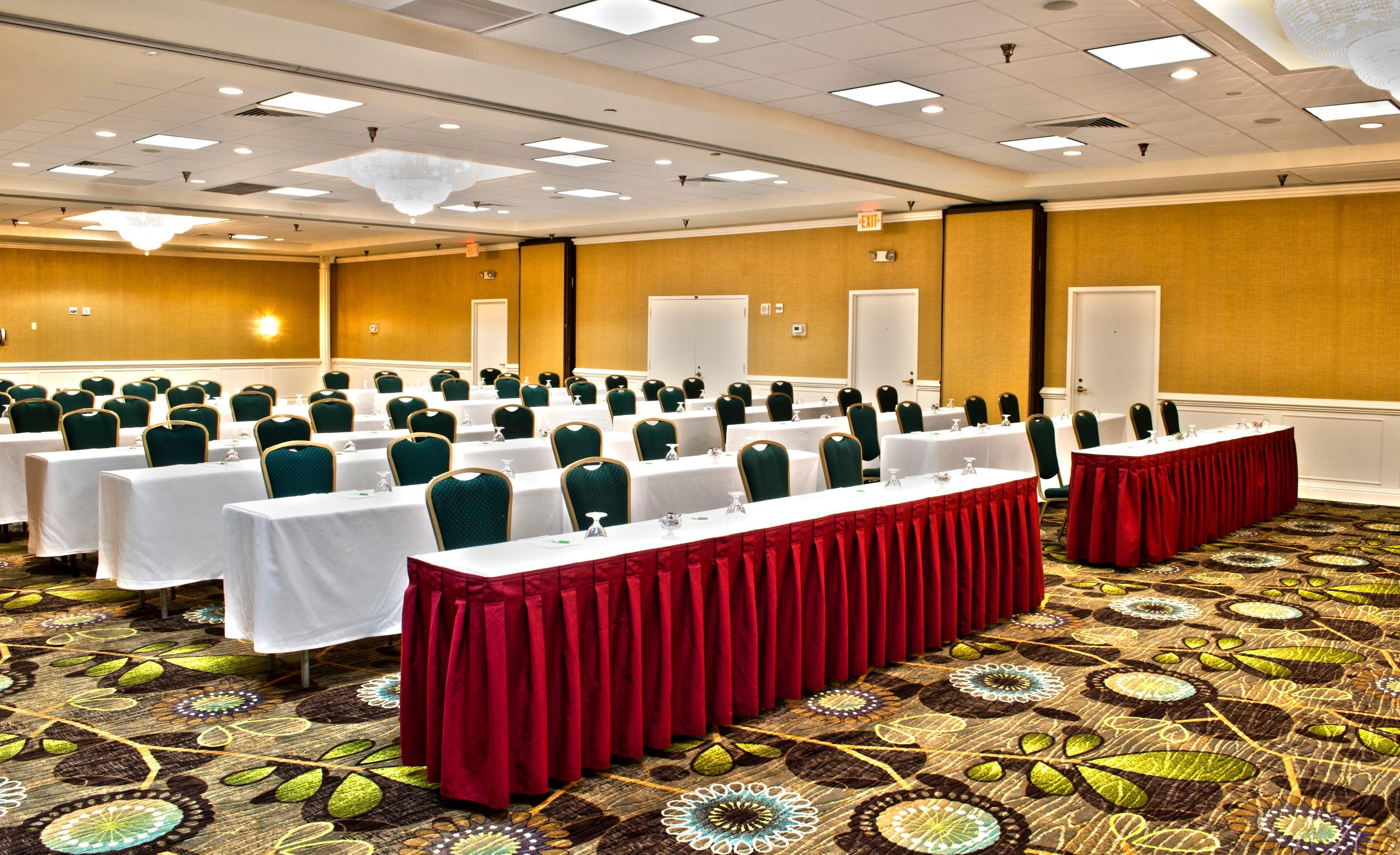 Holiday Inn Arlington At Ballston By Ihg Екстериор снимка